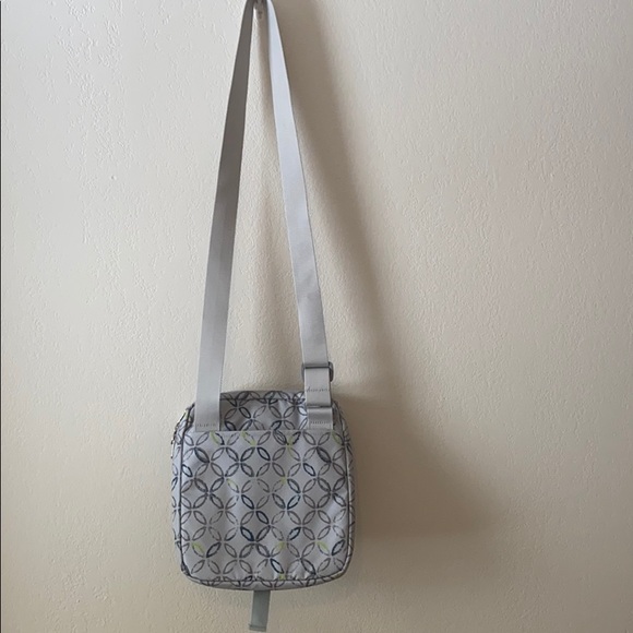 Eddie Bauer crossbody - Picture 3 of 12